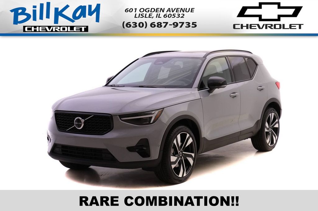 Gray 2025 Volvo XC40 B5 Plus Bright Theme AWD SUV / Crossover All-Wheel Drive Automatic