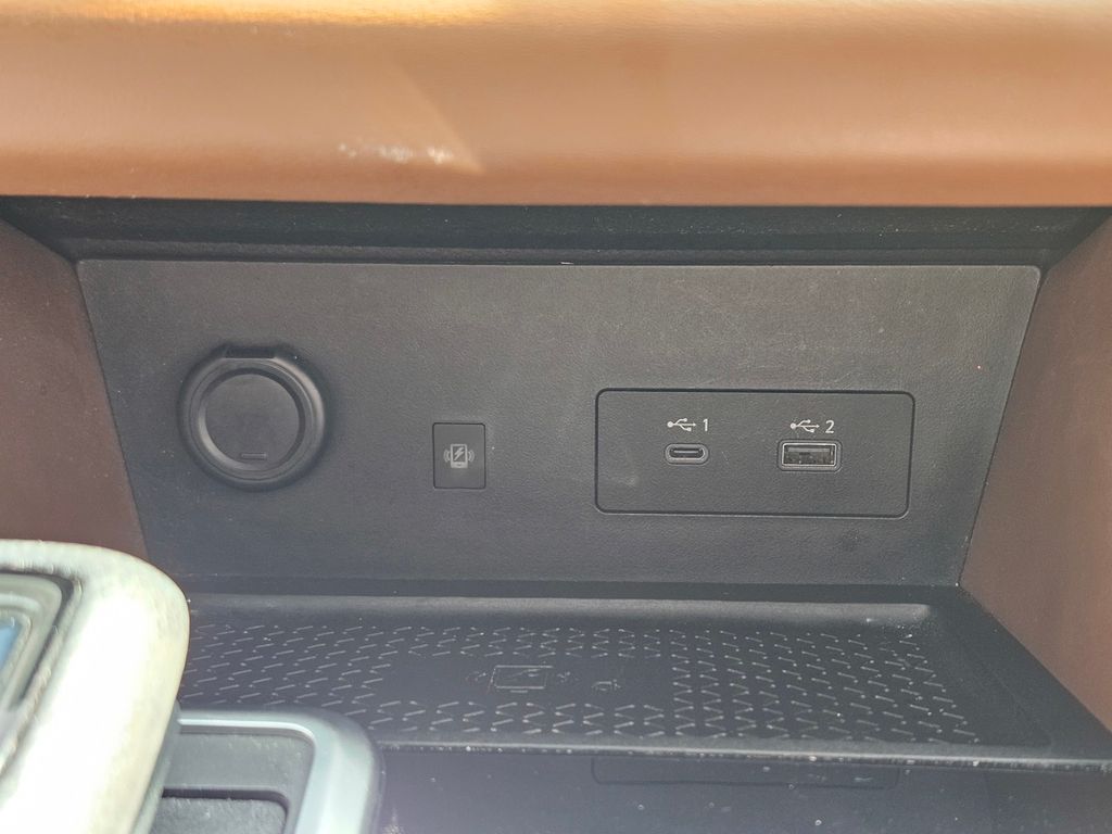 Used Car 2022 Nissan Pathfinder  Platinum For Sale Under $30,000 In San Marcos, Texas