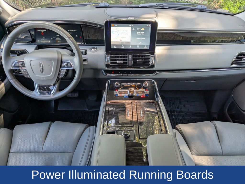 2018 Lincoln Navigator Select