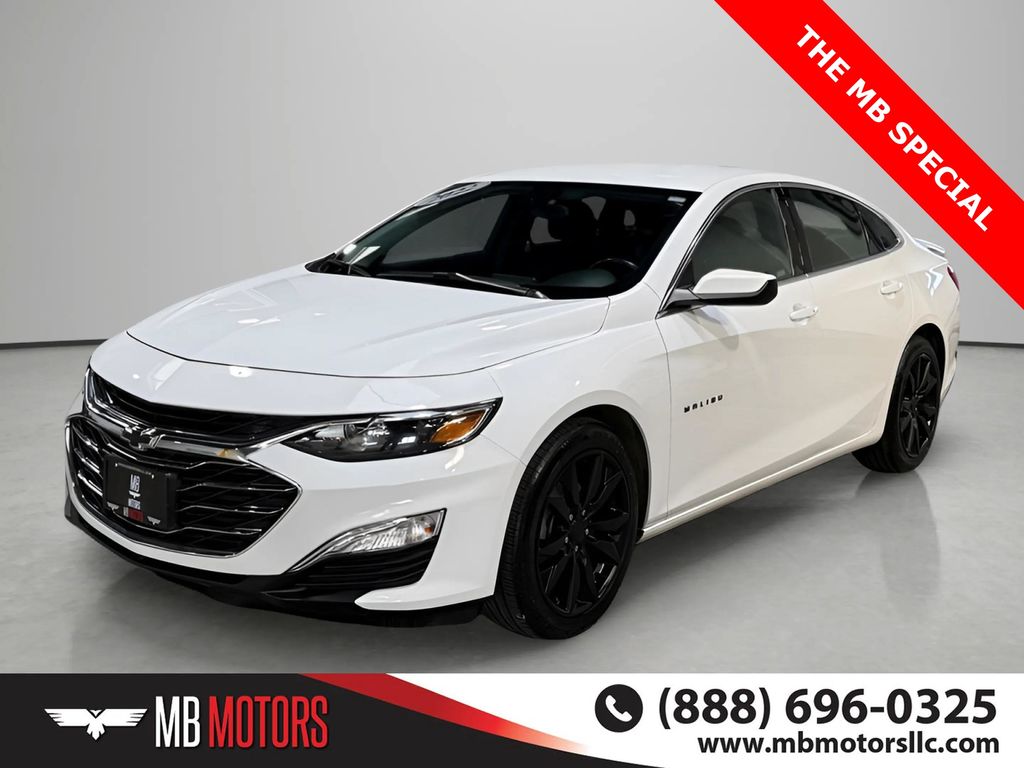 2022 Chevrolet Malibu Blanco Sedán Tracción delantera Transmisión variable continua