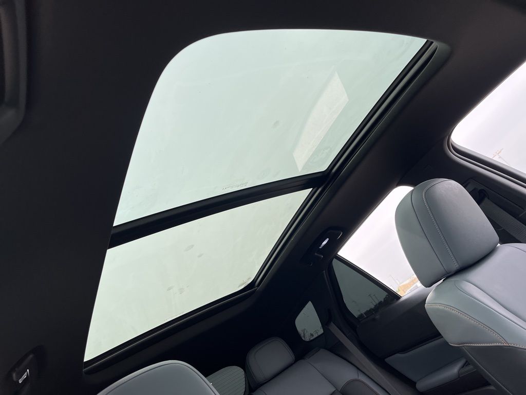 Thumbnail: 2024 Honda Prologue - 30