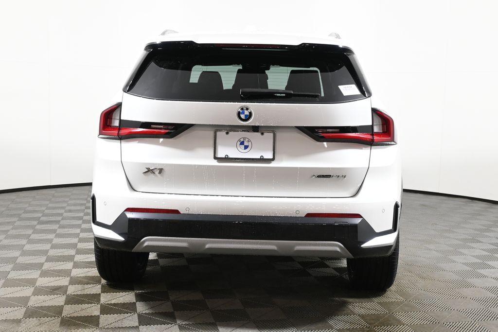 Thumbnail: 2026 BMW X1 - 6
