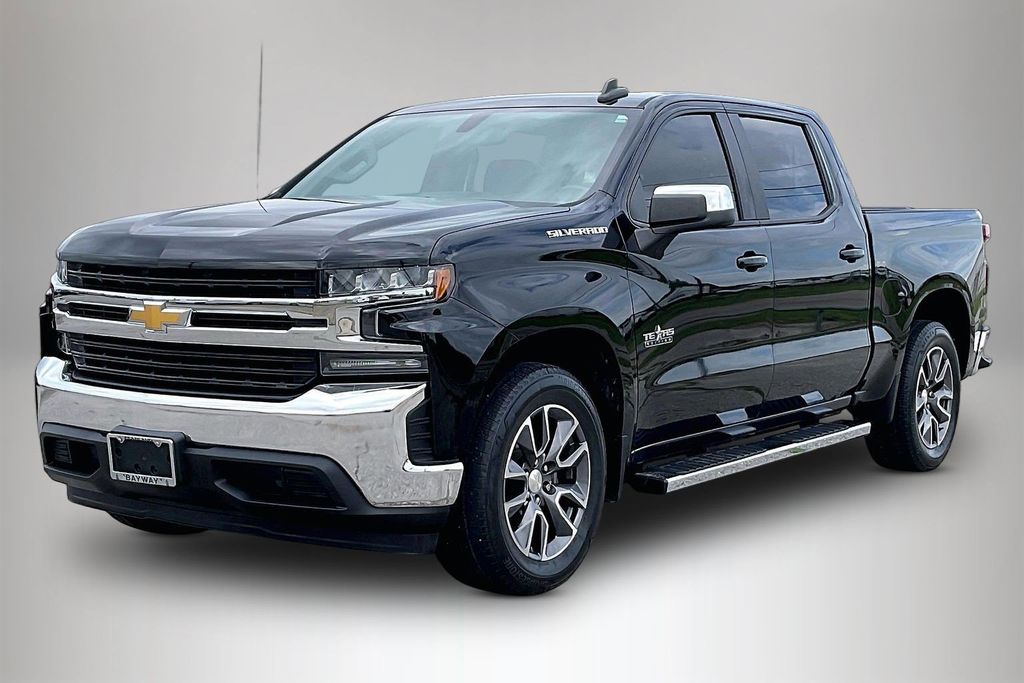 Used 2020 Chevrolet Silverado 1500 LT 4D Crew Cab