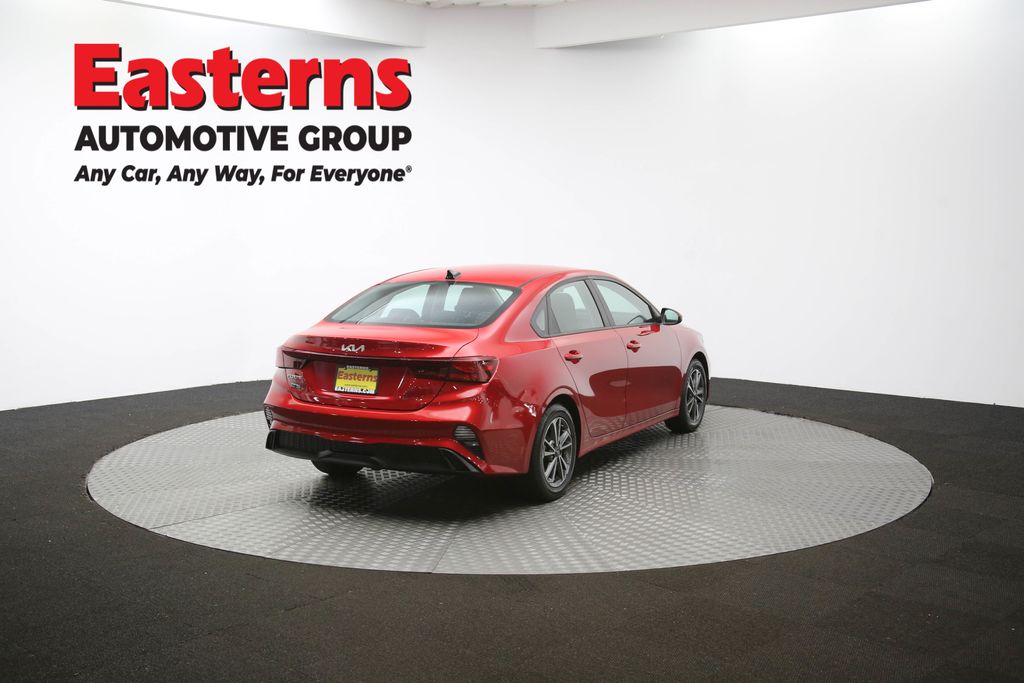 Used 2023 Red Kia LXS image 37