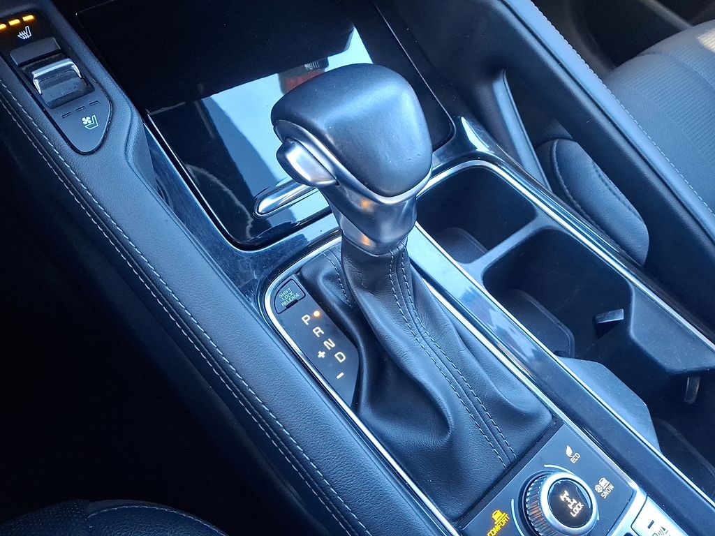 Thumbnail: 2022 Kia Telluride - 18