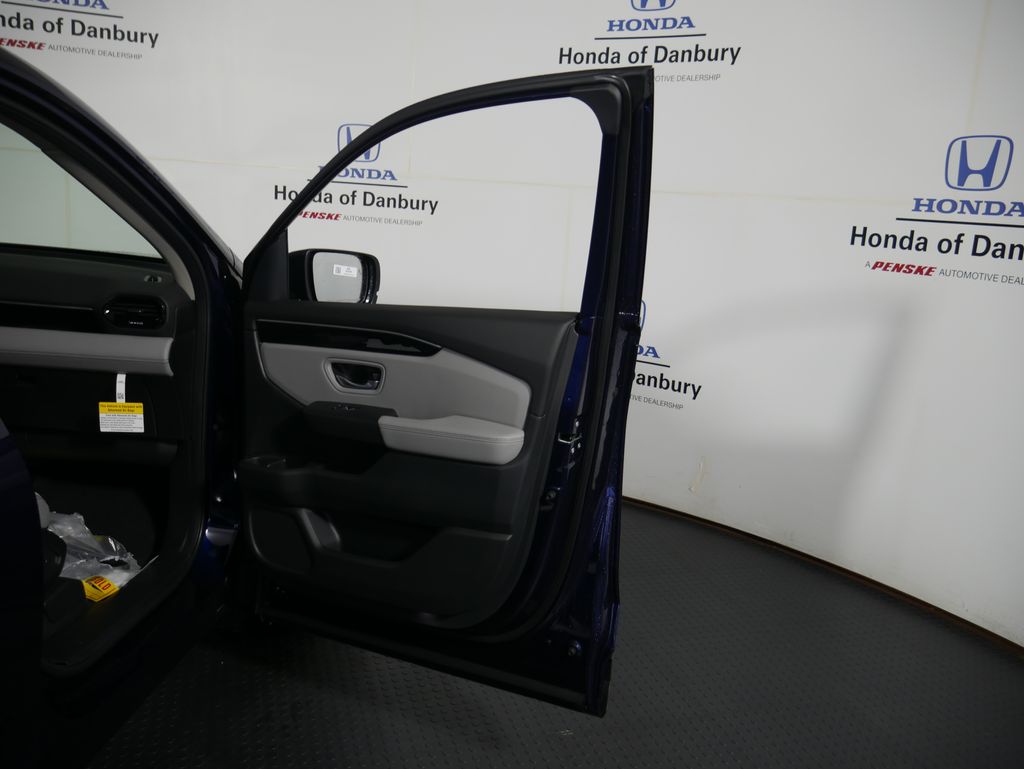 2025 Honda Pilot Touring 5