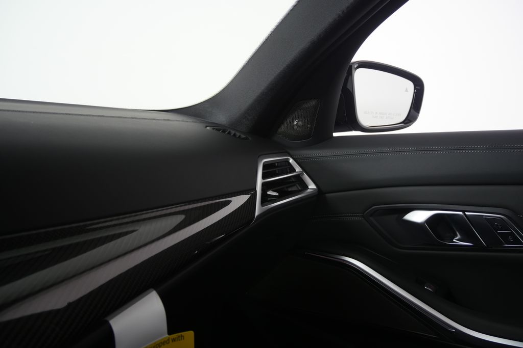 Thumbnail: 2027 BMW M3 - 32