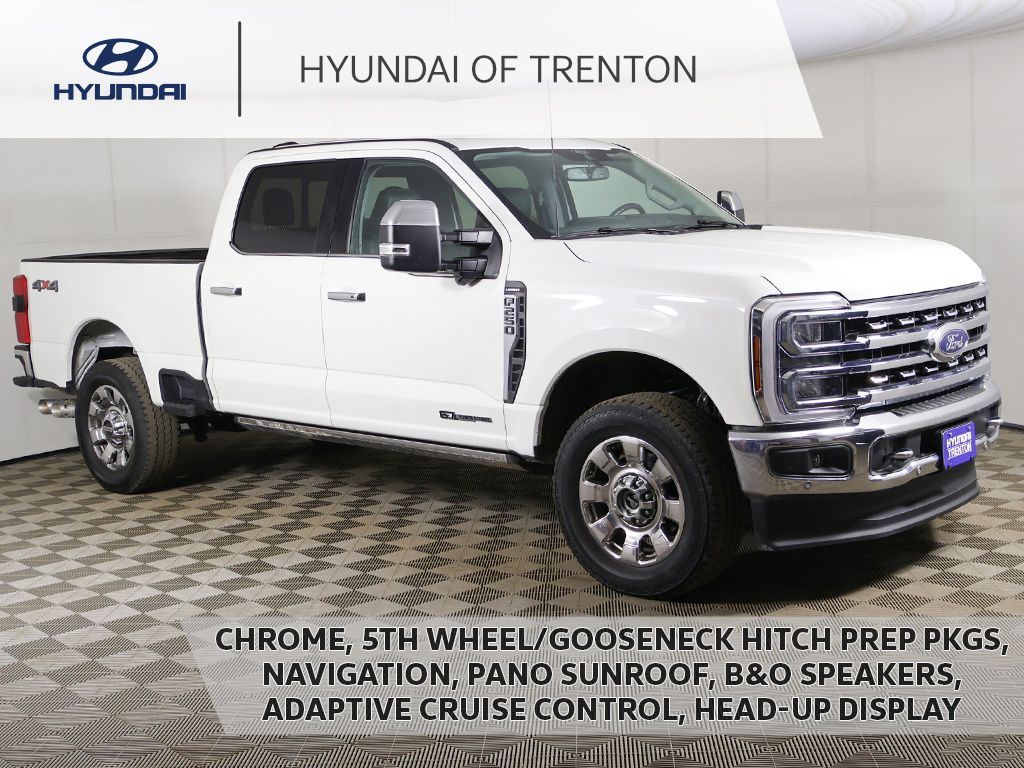Star White Metallic Tri-Coat 2024 Ford F-250 Super Duty Pickup Truck Four-Wheel Drive Automatic