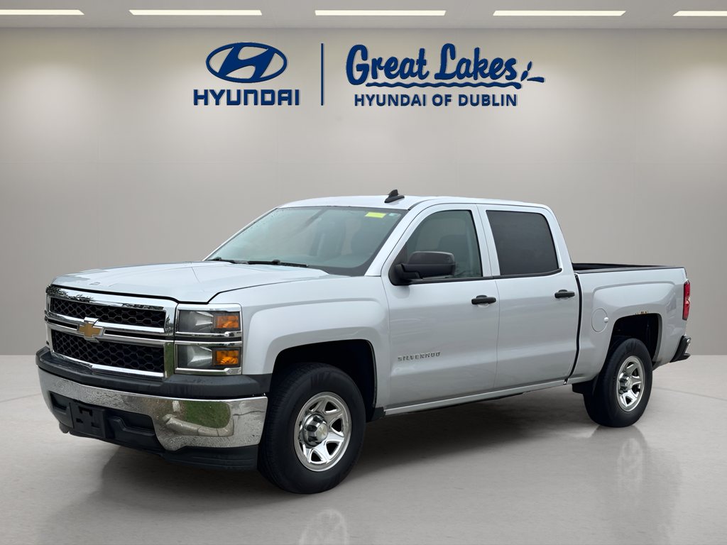 Silver Ice Metallic 2015 Chevrolet Silverado 1500 LS Crew Cab RWD Pickup Truck 4X2 6-Speed Automatic Overdrive