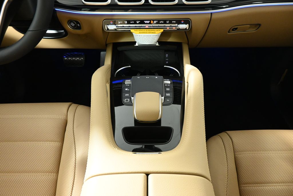 Thumbnail: 2026 Mercedes-Benz GLE - 19