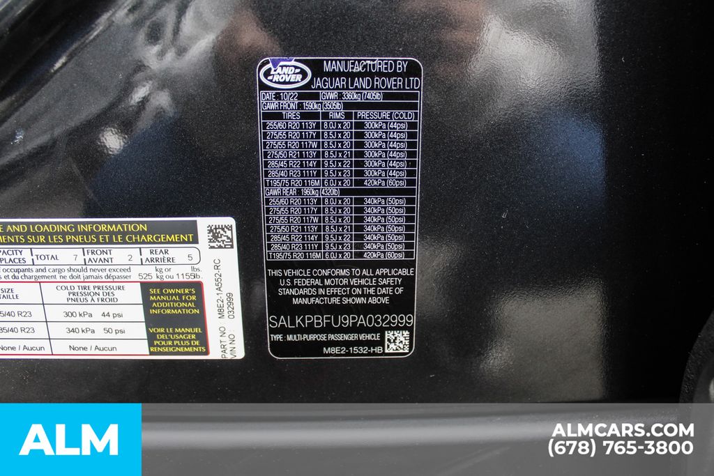Used 2023 Gray Land Rover SE image 44