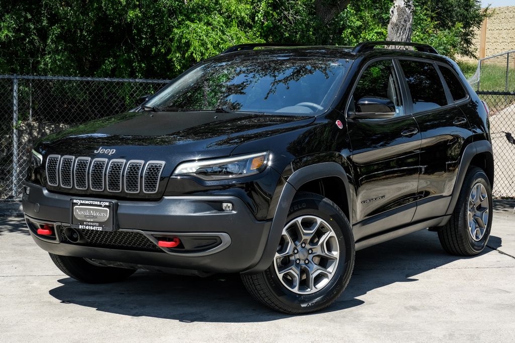used 2022 Jeep Cherokee car, priced at $25,800