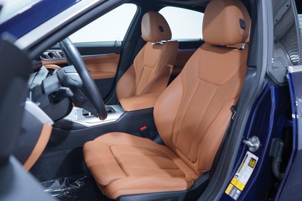 Thumbnail: 2023 BMW i4 - 7