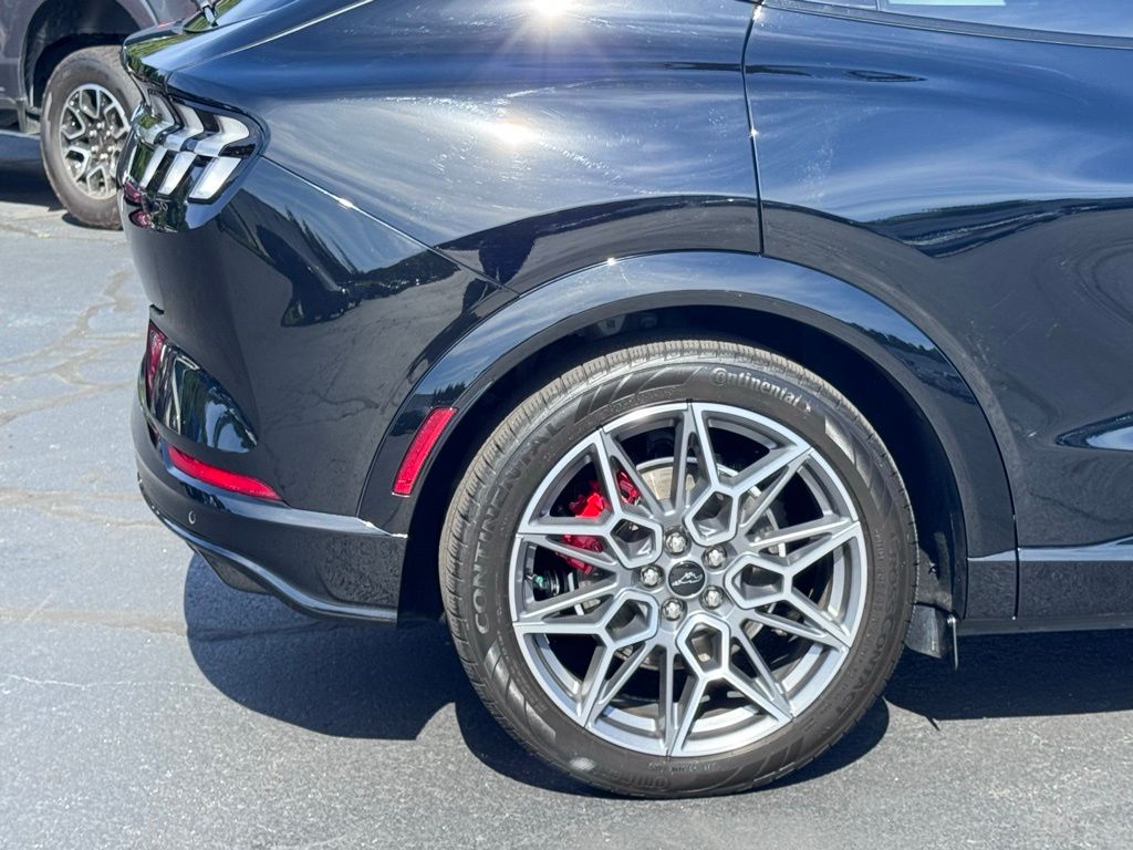 FordMustang Mach-E41