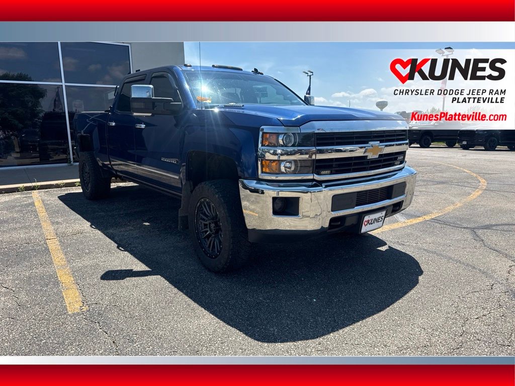 Topaz Metallic 2015 Chevrolet Silverado 2500HD Pickup Truck Four-Wheel Drive 6-Speed Automatic
