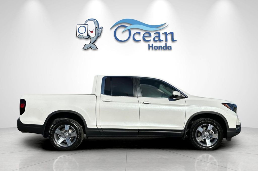New 2026 Platinum White Pearl Honda RTL image 8