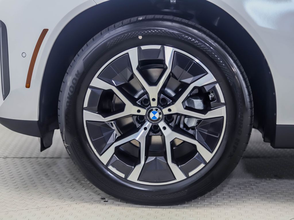 Thumbnail: 2026 BMW X3 - 2