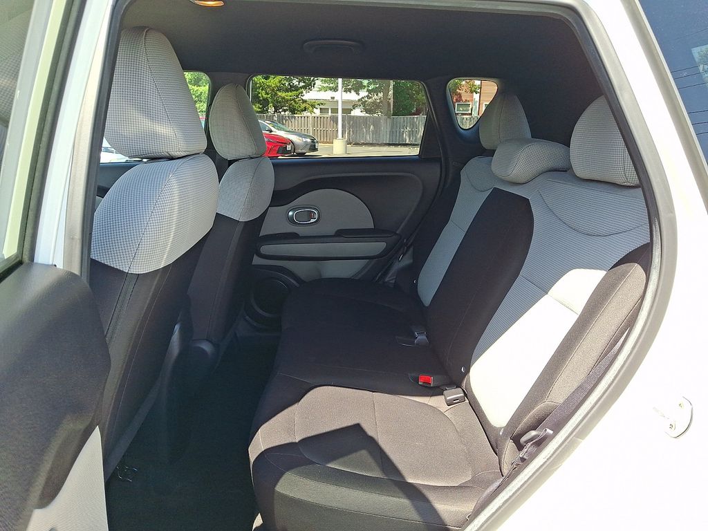 Thumbnail: 2016 Kia Soul - 11