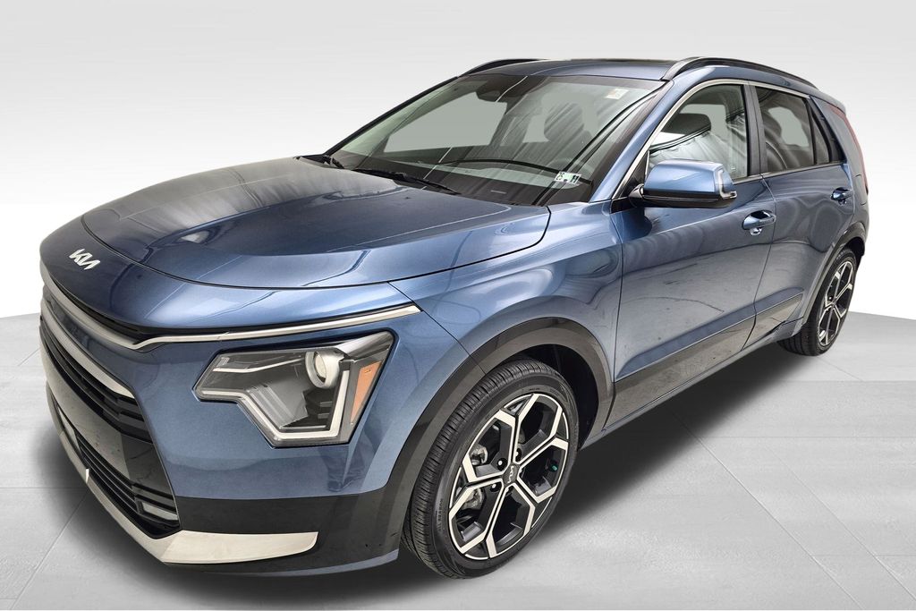 2024 Kia Niro EX Touring photo 4