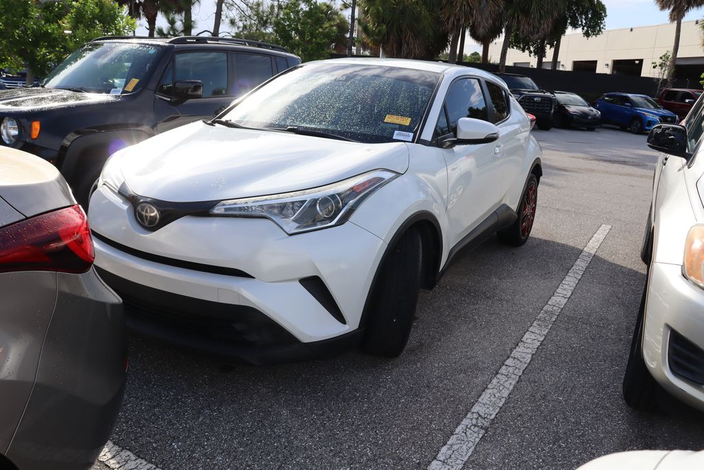 Thumbnail: 2019 Toyota C-HR - 1