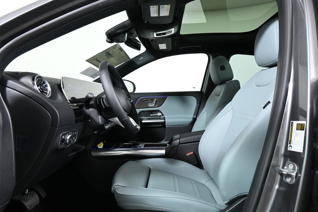 Thumbnail: 2026 Mercedes-Benz GLA - 3