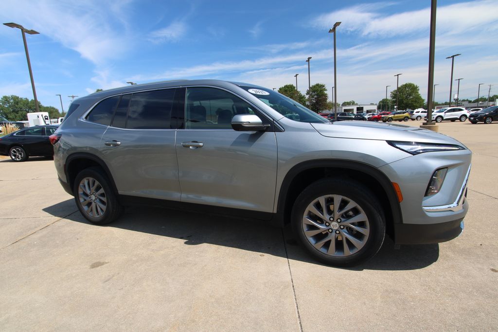 Used 2025 Buick Enclave SUV