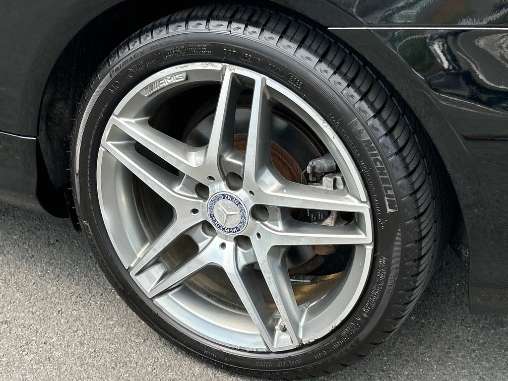 Thumbnail: 2016 Mercedes-Benz E-Class - 7