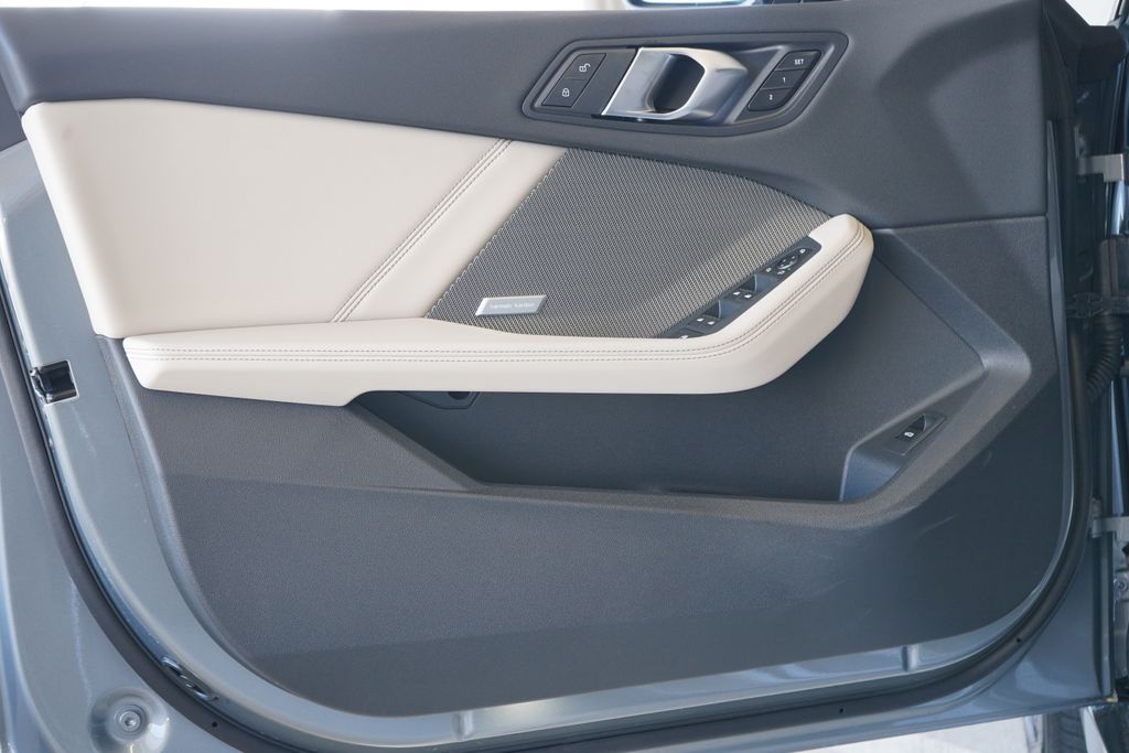 Thumbnail: 2026 BMW 2 Series - 9