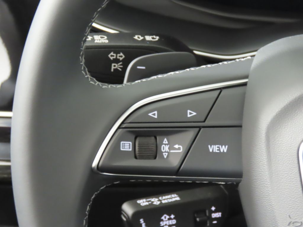 Thumbnail: 2025 Audi Q7 - 15