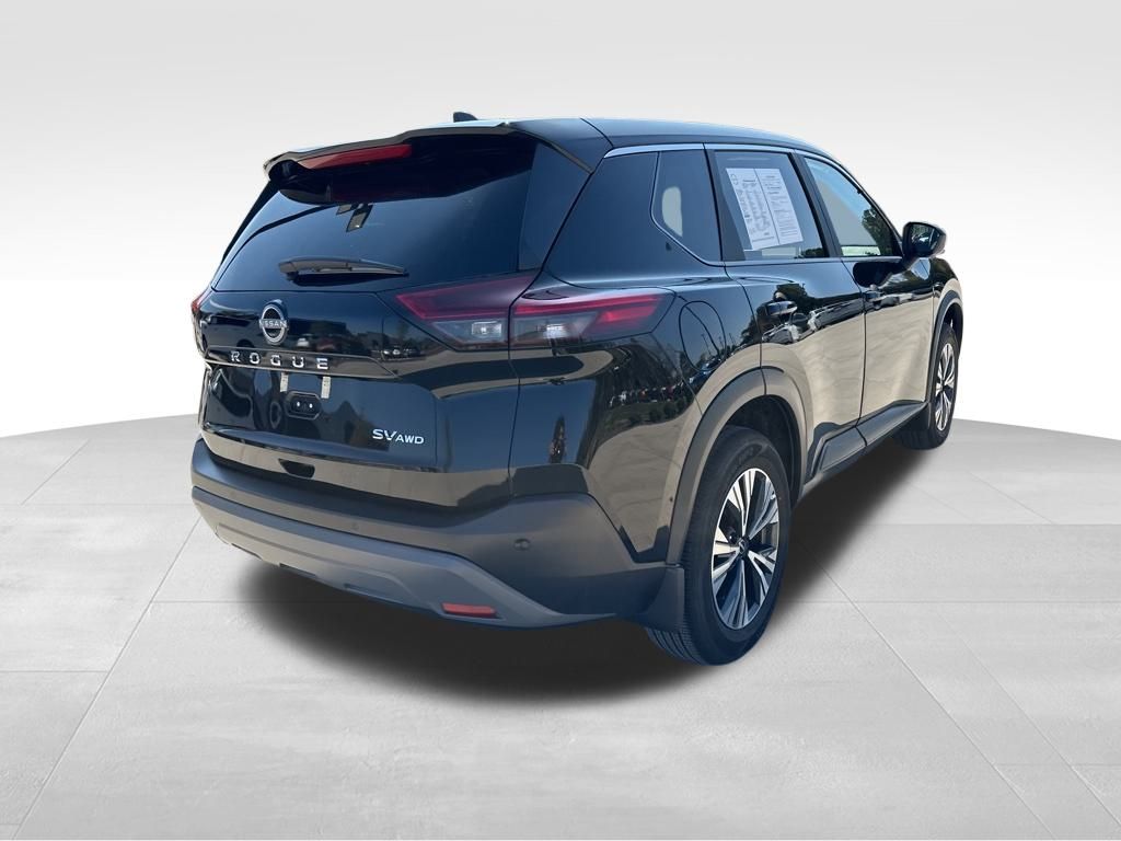 2023 Nissan Rogue SV 8