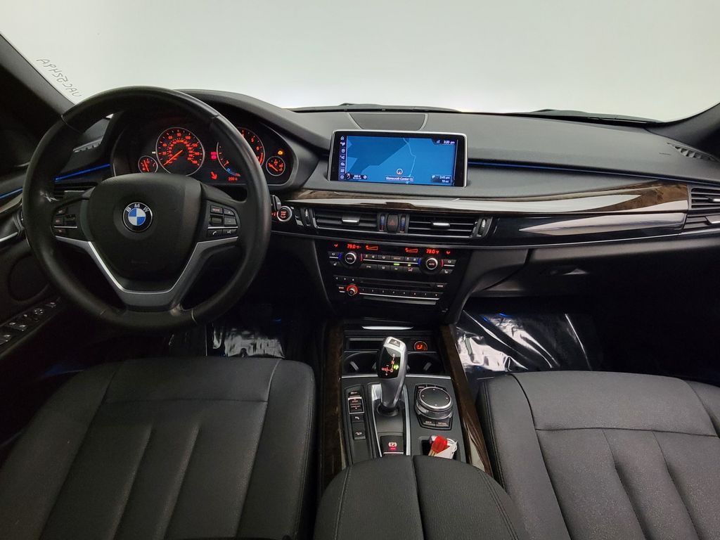 Thumbnail: 2017 BMW X5 - 17
