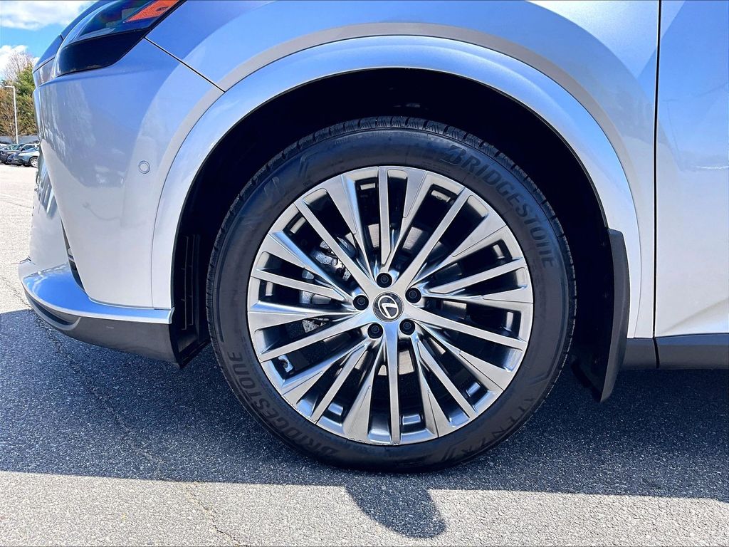 2025 Lexus RX — photo 7