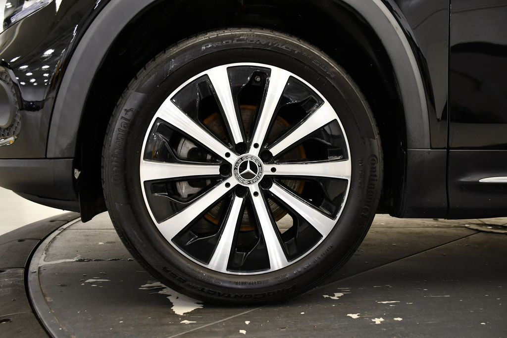 Thumbnail: 2022 Mercedes-Benz GLB - 13