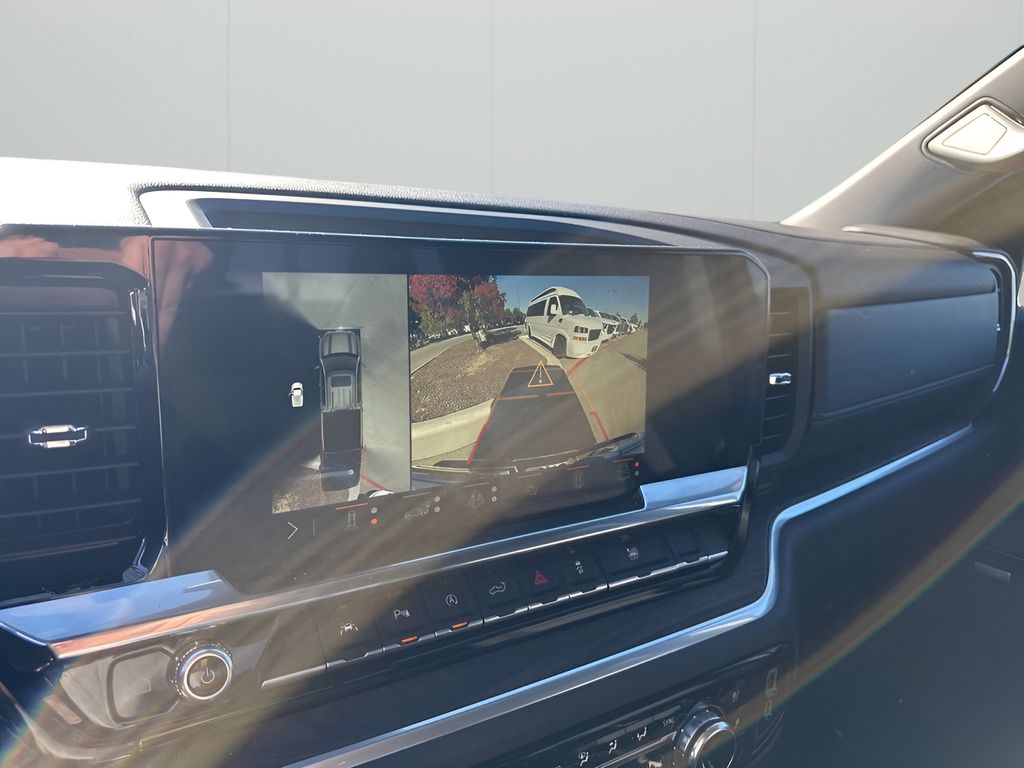 New 2026 White GMC SLT image 38