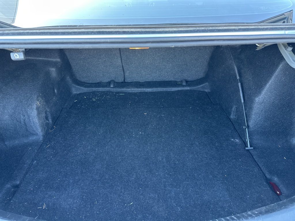 Thumbnail: 2021 Chevrolet Malibu - 7