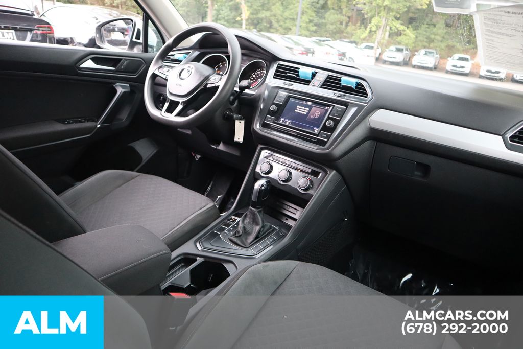 2020 Volkswagen Tiguan S photo 21