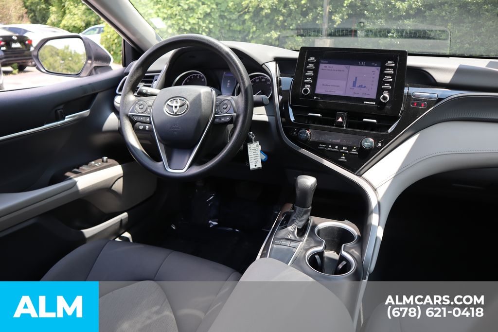 2023 Toyota Camry LE photo 20