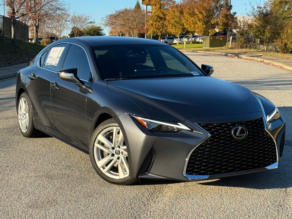 2024 Lexus IS 300 2