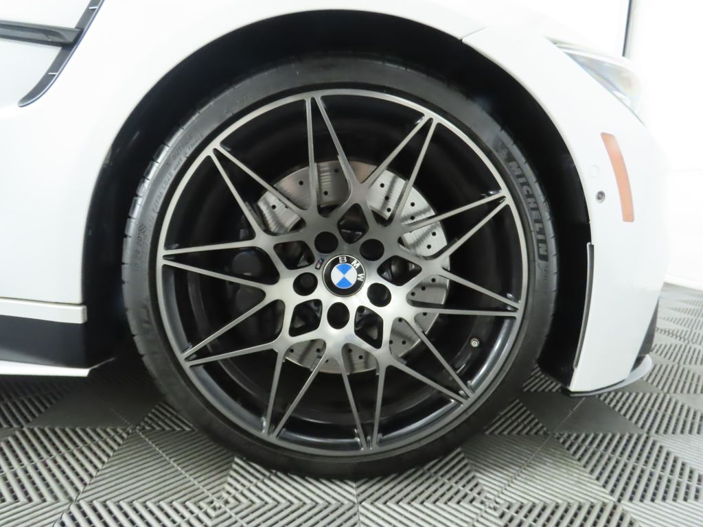2019 BMW M4 Base 32