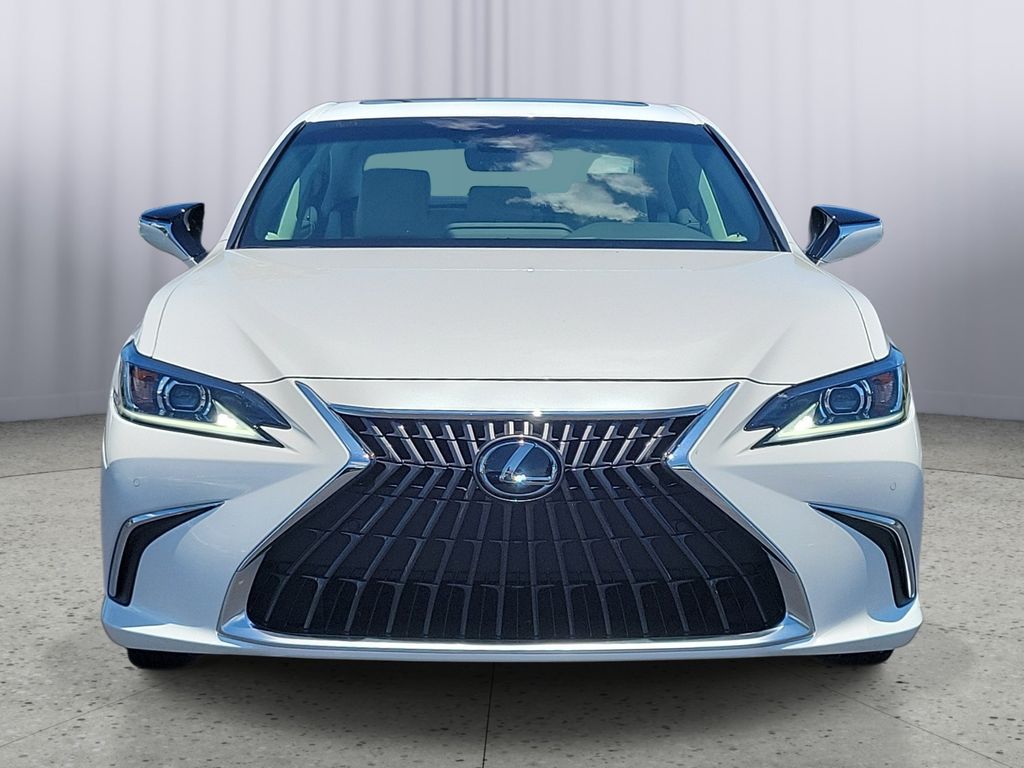 used 2025 Lexus ES car, priced at $45,998