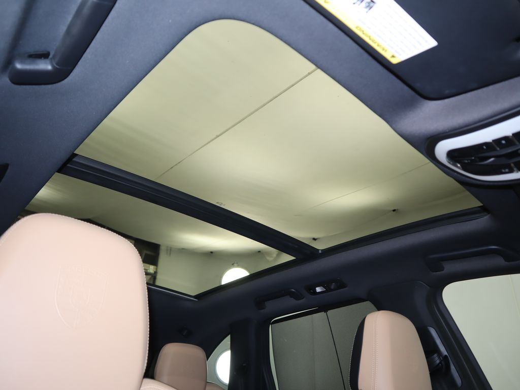 Thumbnail: 2018 Porsche Cayenne - 19