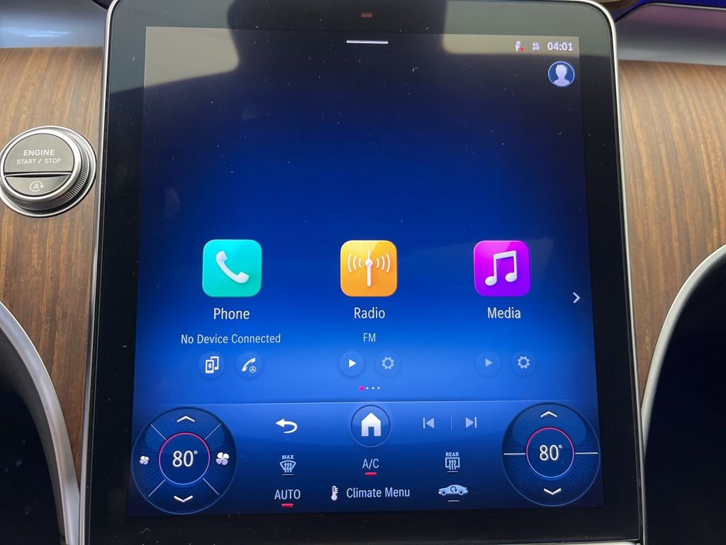 Thumbnail: 2025 Mercedes-Benz C-Class - 18