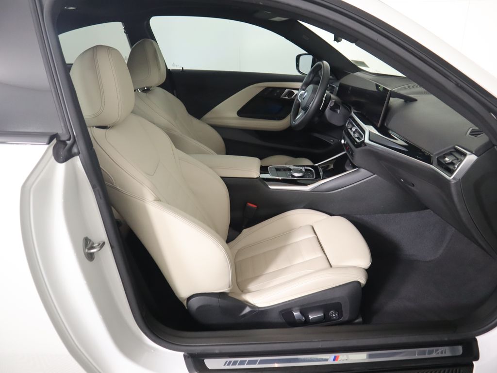 Thumbnail: 2024 BMW 2 Series - 21