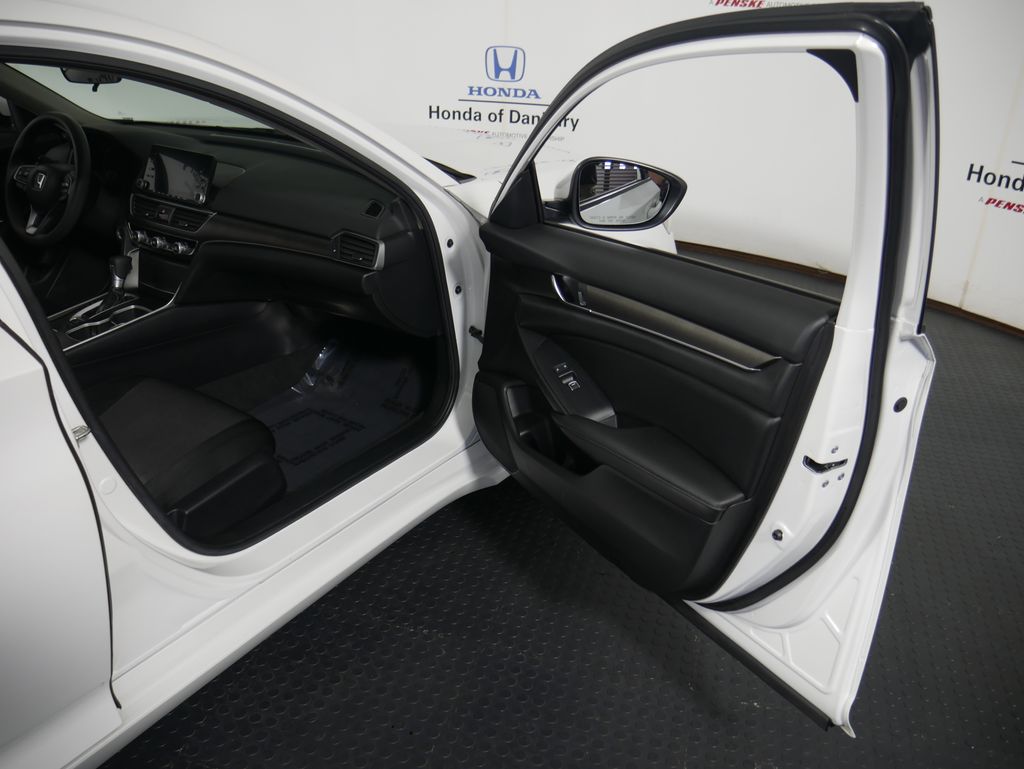 2020 Honda Accord LX 7
