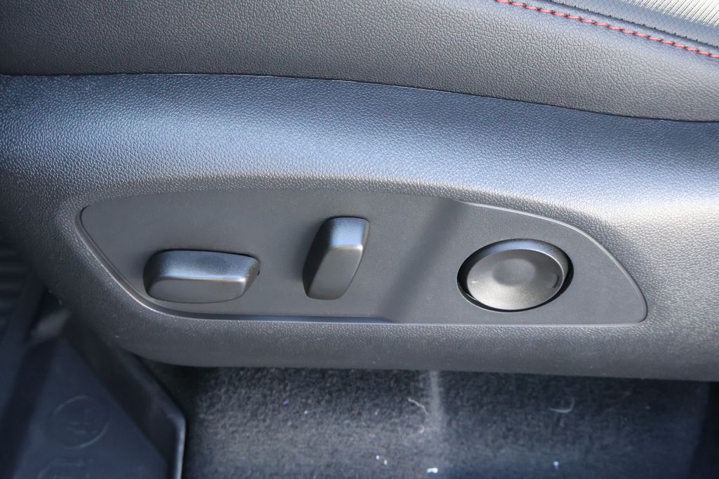 Thumbnail: 2026 Chevrolet Traverse - 17