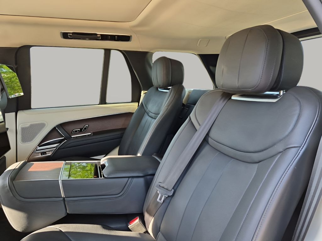 Used Car 2023 Land Rover Range Rover  Autobiography For Sale Under $110,000 In Austin, Texas