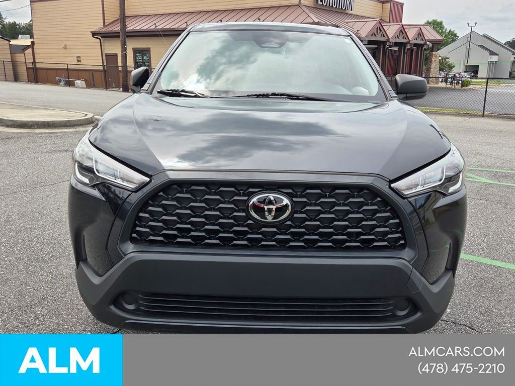 Used 2024 Black Toyota L image 17