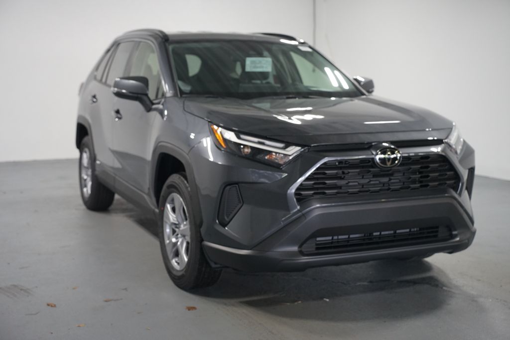 Thumbnail: 2025 Toyota RAV4 - 3