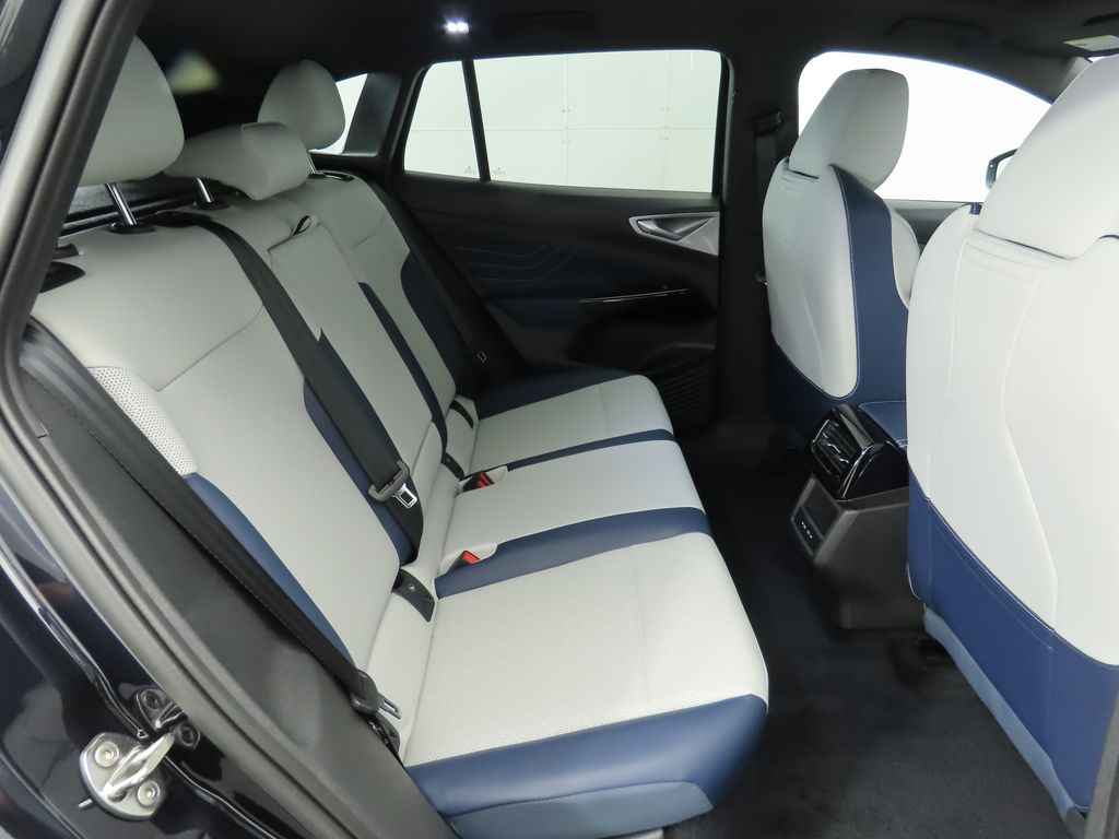 2025 Volkswagen ID.4 Pro S 23