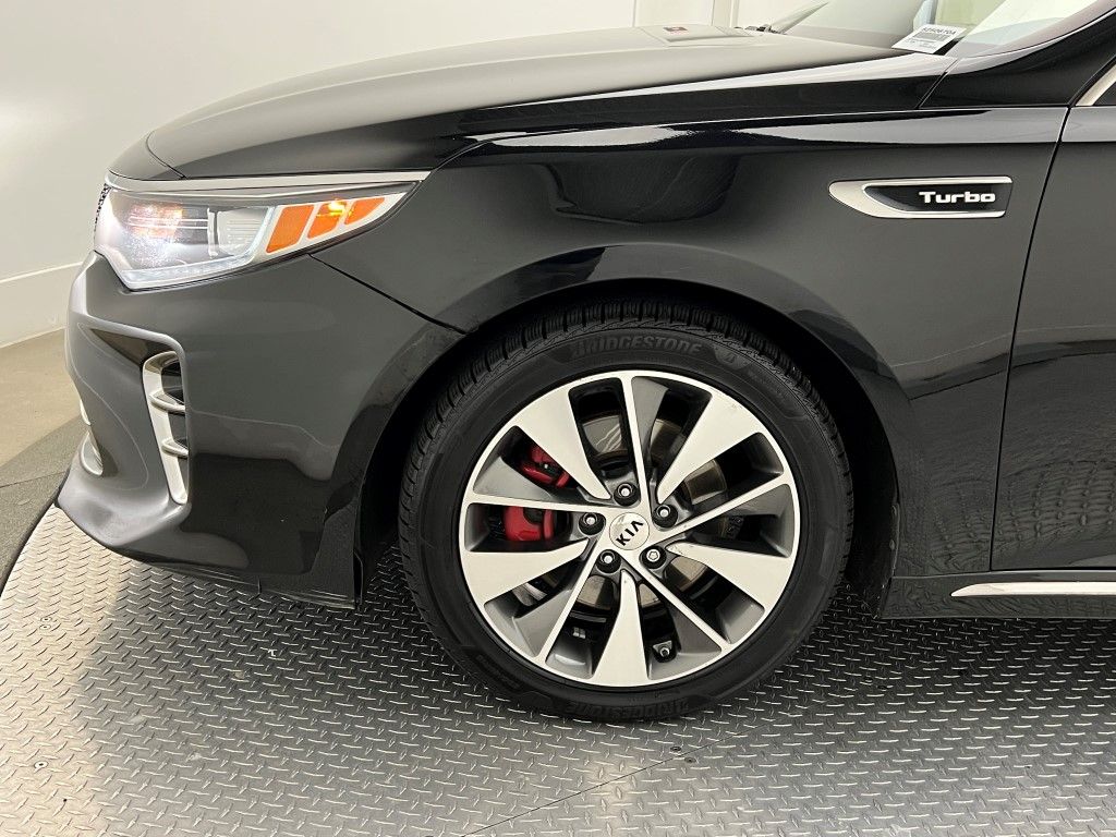 Thumbnail: 2016 Kia Optima - 8
